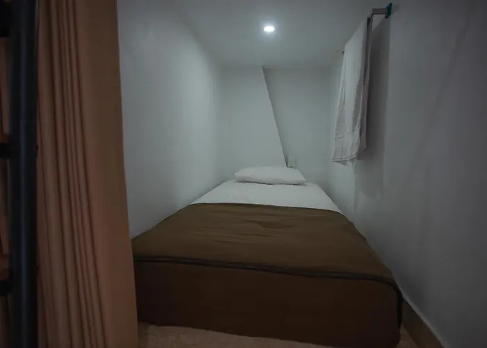 Lucky Hostal *